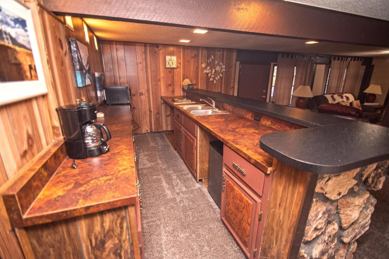 Huge Ruidoso Retreat With Game Room, Pool, 2 Balconies, 2 Kitchens - Sleeps 17! Екстериор снимка